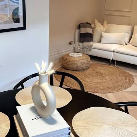 Ferienwohnung Courtyard Garden, Beautifully Finished Flat - Ba1 Bath Exterior foto